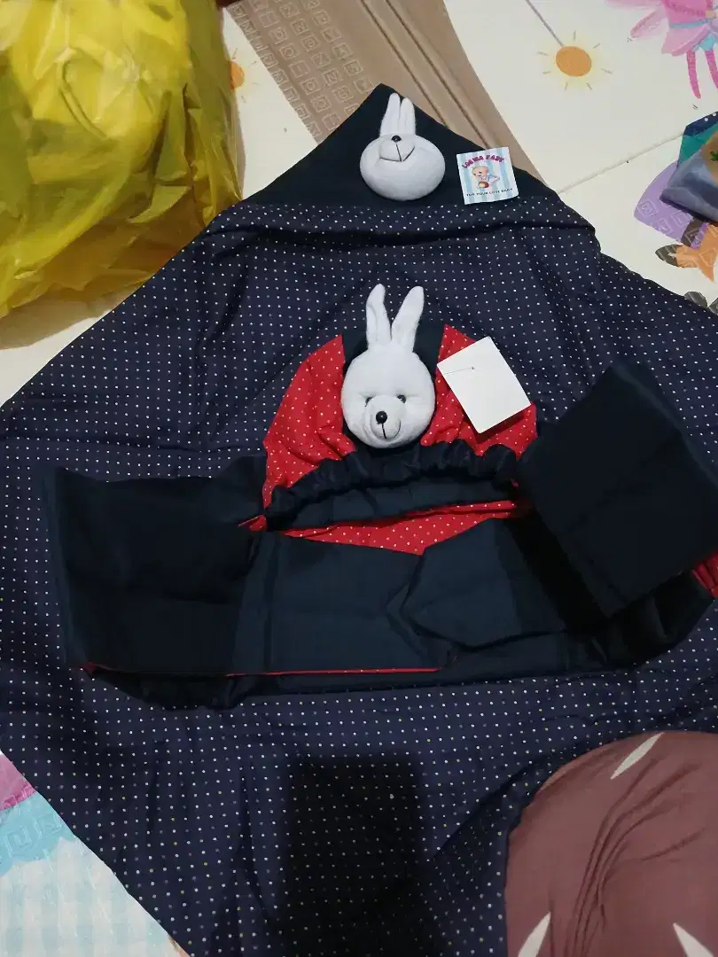 2 in 1 gendongan dan selimut bayi