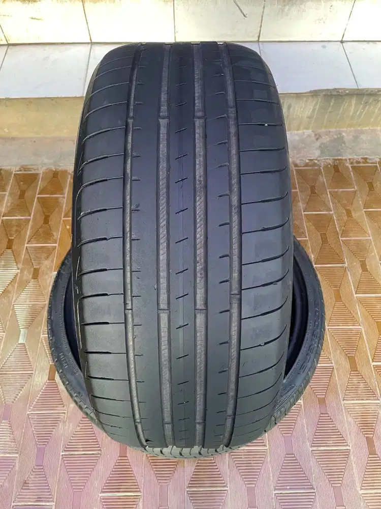 Ban Goodyear Eagle F1 245 40 r19 1Pcs