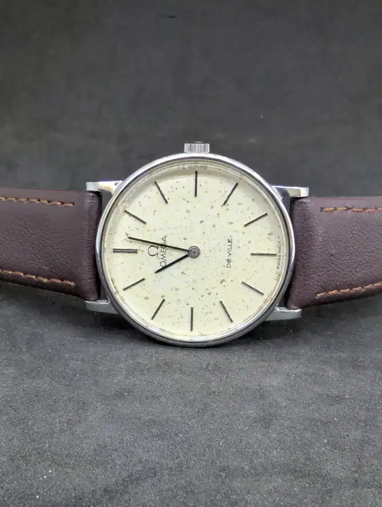 Omega de ville vintage