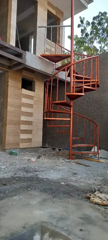 tangga putar minimalis