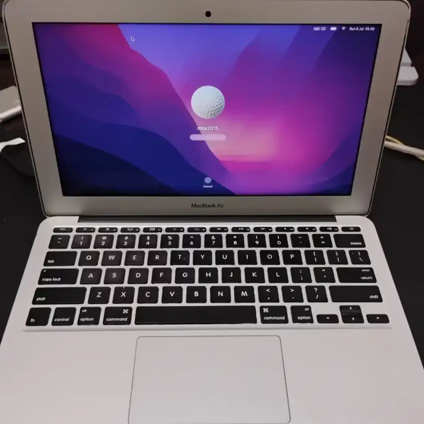 Langka MacBook Air 11inch early 2015 ajib siap pakai
4/128 cc446
