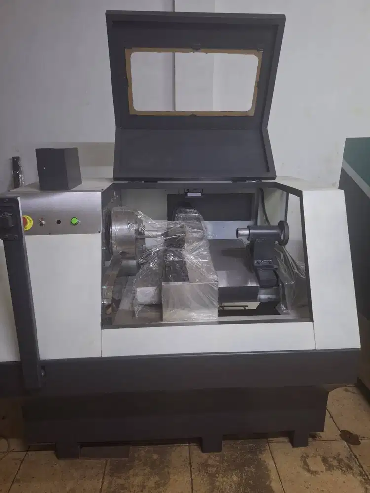 MESIN CNC BUBUT DAN MILLING