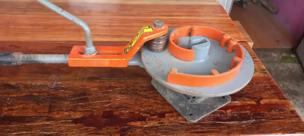Alat bending besi