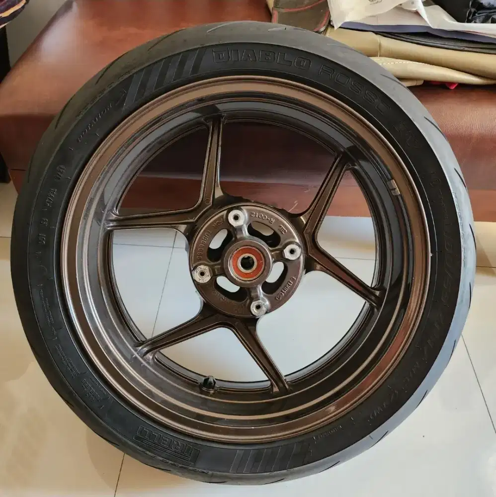 Velg original kawasaki zx6r zx636 zx25r zx4r
