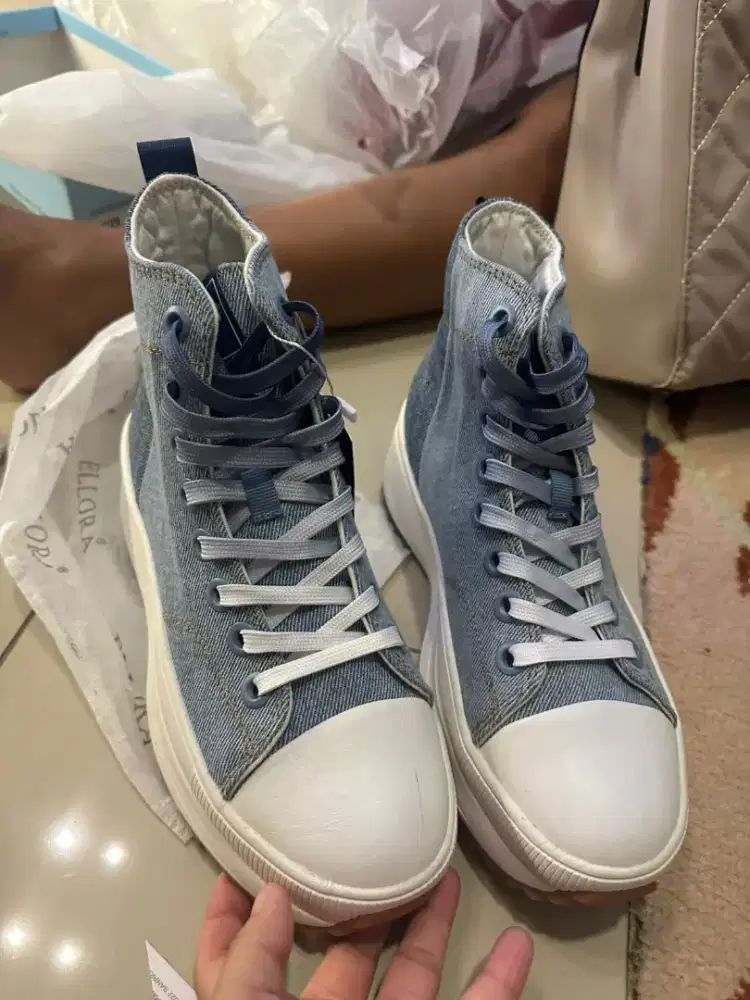 Baru Sneakers Hush Puppies Wanita