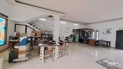 Dijual Rumah di Mekar Wangi Cocok Untuk Kantor atau Gudang