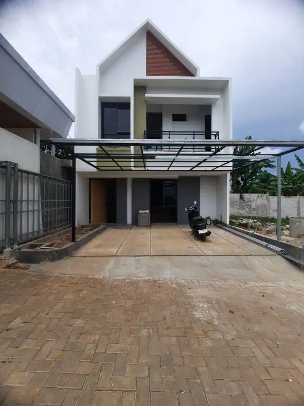 RUMAH Mewah 2 LANTAI TERMURAH! FREE BIAYA ROW BESAR BEBAS BANJIR