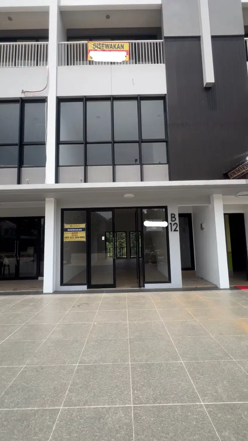 Sewa Ruko Tanamera Lippo Cikarang - Ruko 3 Lantai