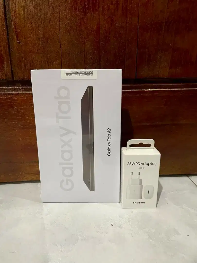 Samsung Galaxy Tab A9 LTE 4G 4/64GB - Graphite Free Charger Original
