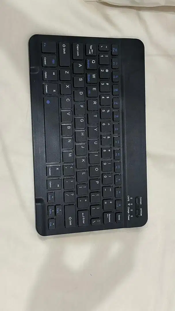 Keyboard tab connect bleutooth ada on off