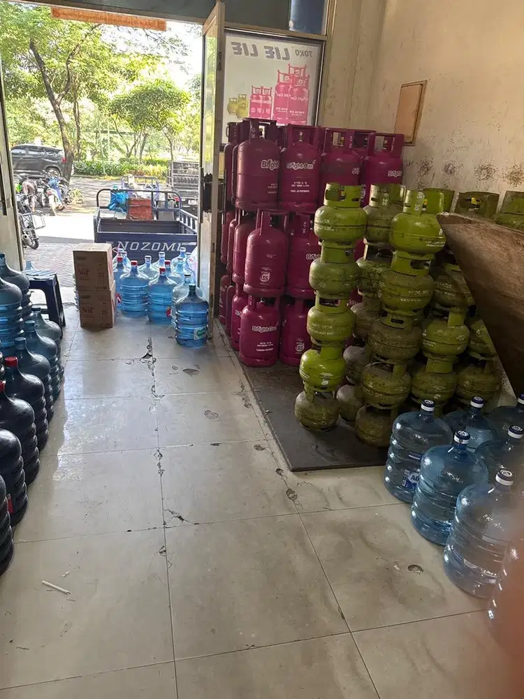 Dicari karyawan toko