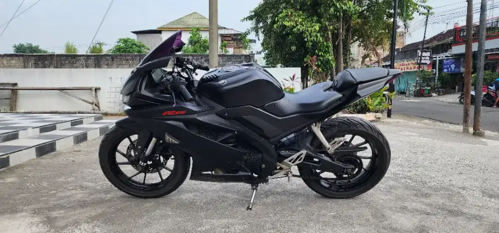 DIJUAL YAMAHA R15 V3