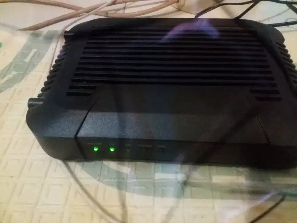 Modem CM5100 + Adaptor Power