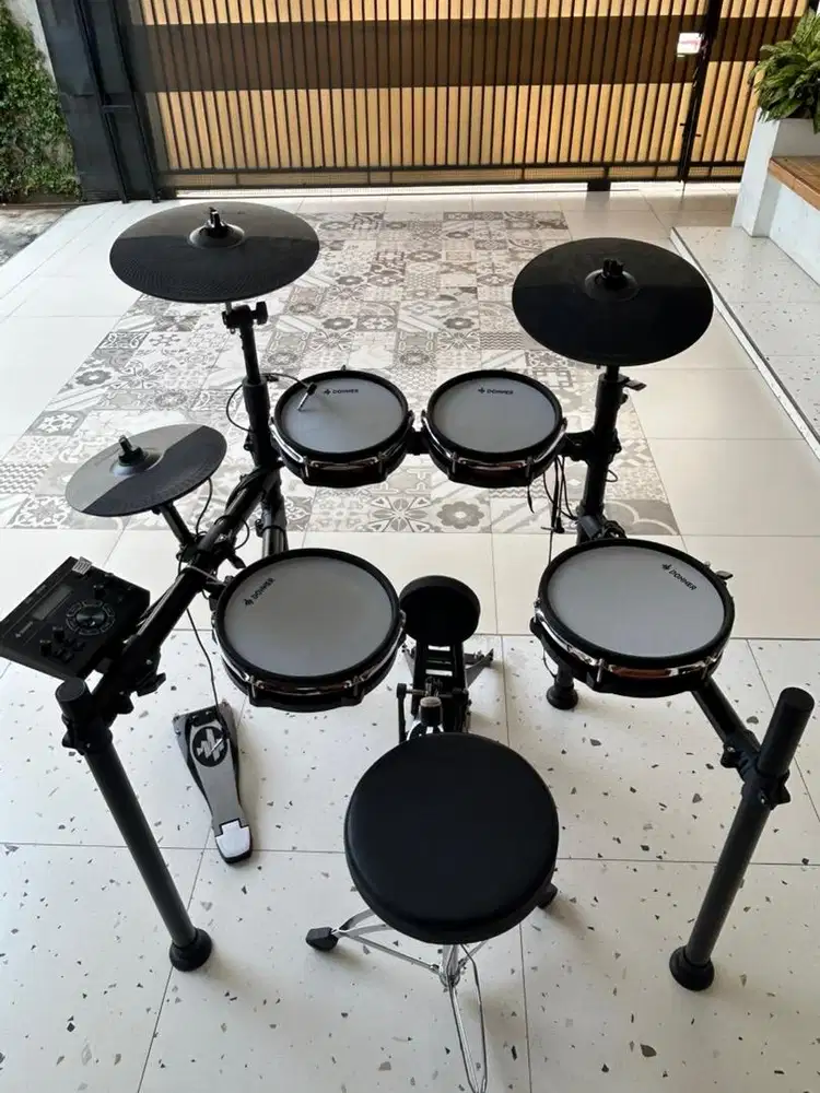 Donner DED-200 MAX Set Drum Elektronik dengan Mesh Head