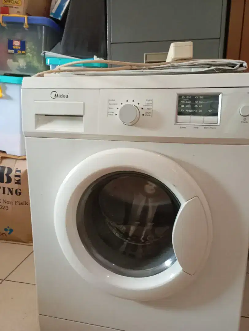 Mesin cuci 1 lubang kapasitas 8 kg