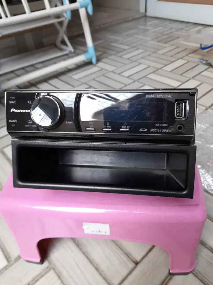 Tape mobil pioneer single din type DEH 9350SD MOSFET 50WX4