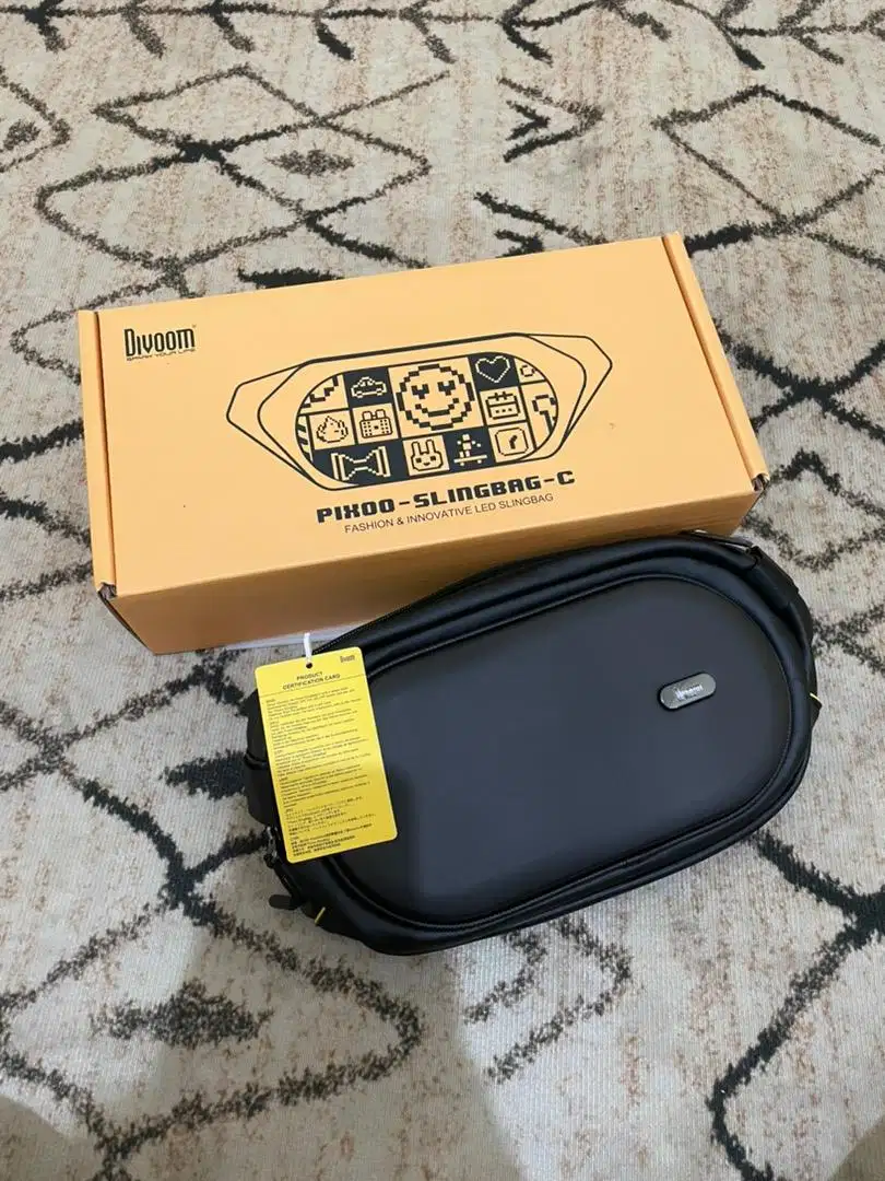 Divoom slingbag - C