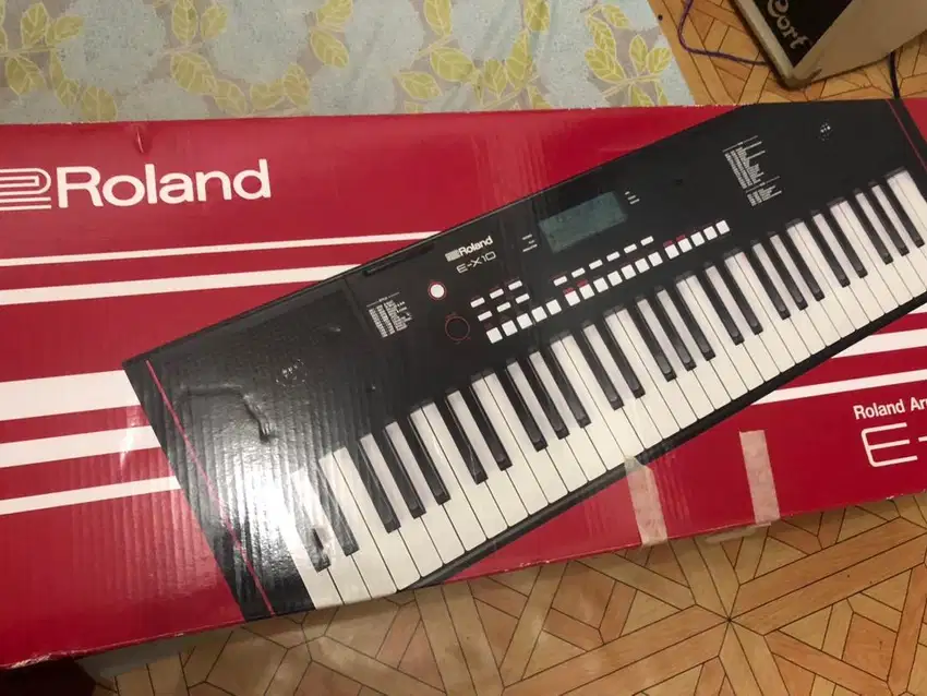 Roland E-X10 Arranger Keyboard