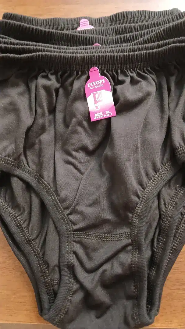Celana dalam.wanita hitam 6.buah