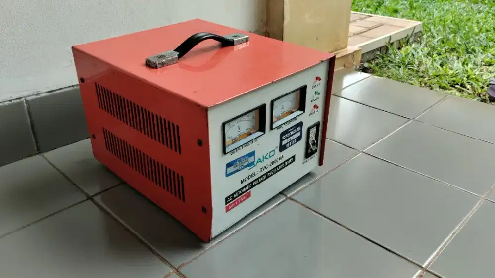 Stabilizer Sako 2000 watt Svc-2000va second