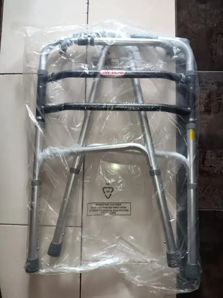 Walker Serenity Avico