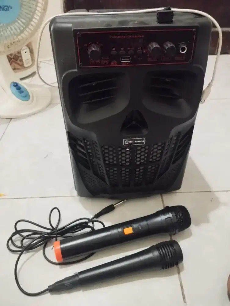 Speaker aktif baterai udah modif pakai kabel hp