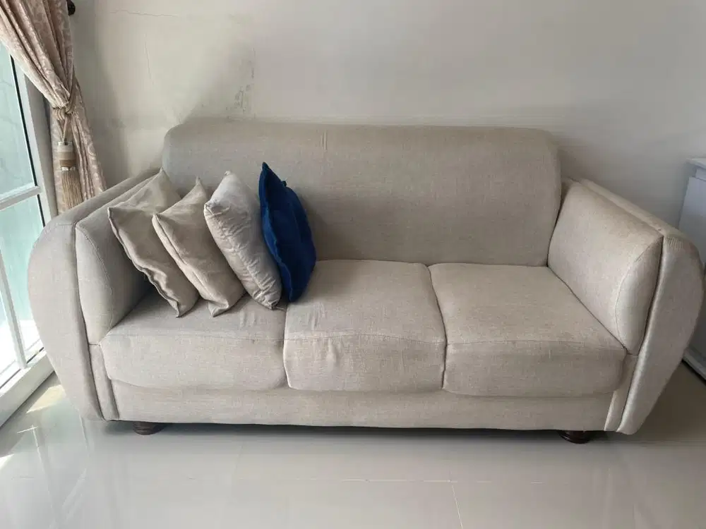 Sofa Dua Seat Warna Cream