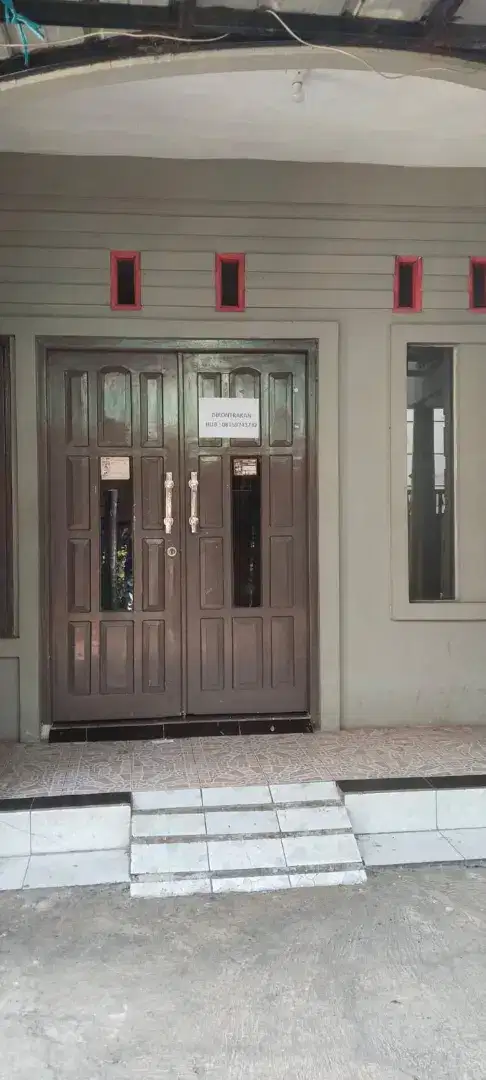 DISEWAKAN CEPAT RUMAH 4 KT 2 KM