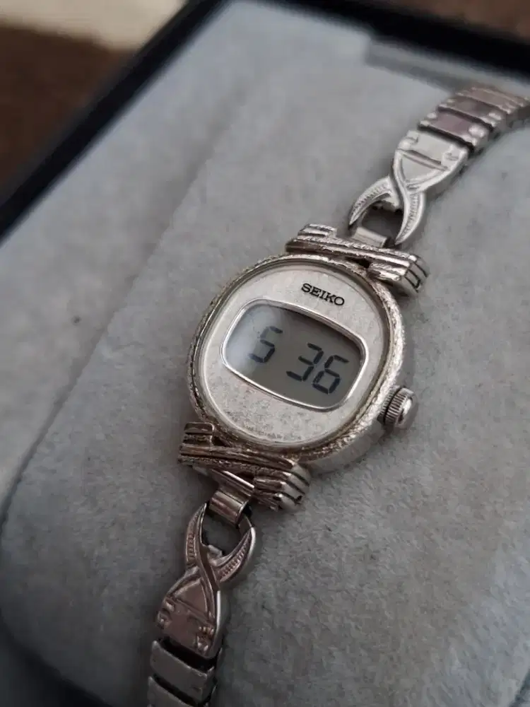 Seiko Digital Silver