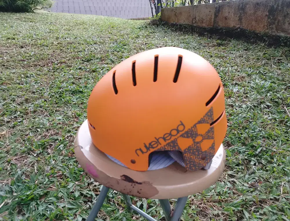 NUKEHEAD helmet