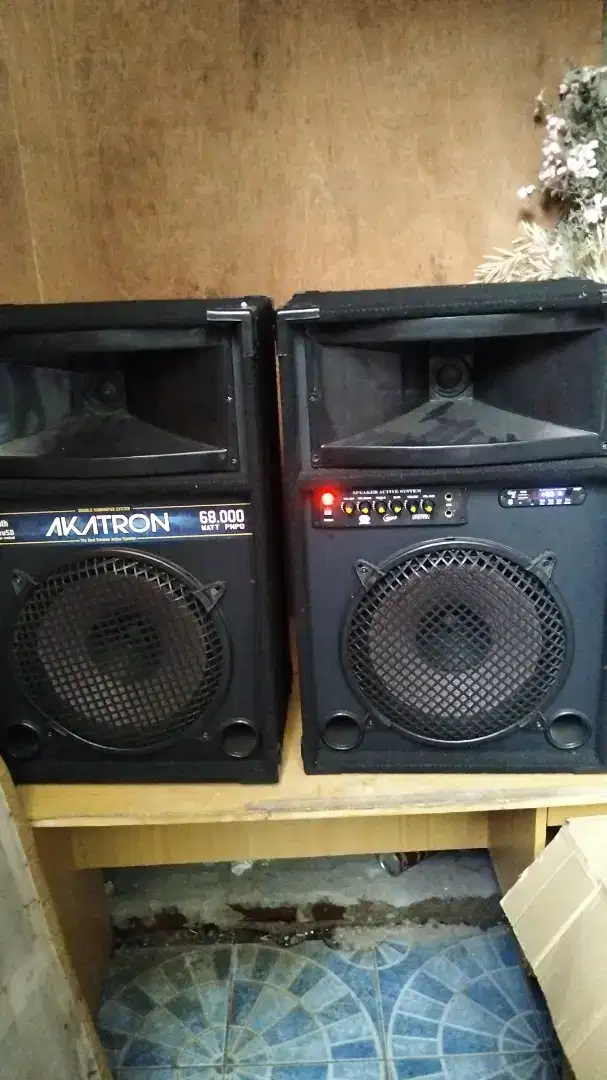 Speaker bluetooth akatron 12inc