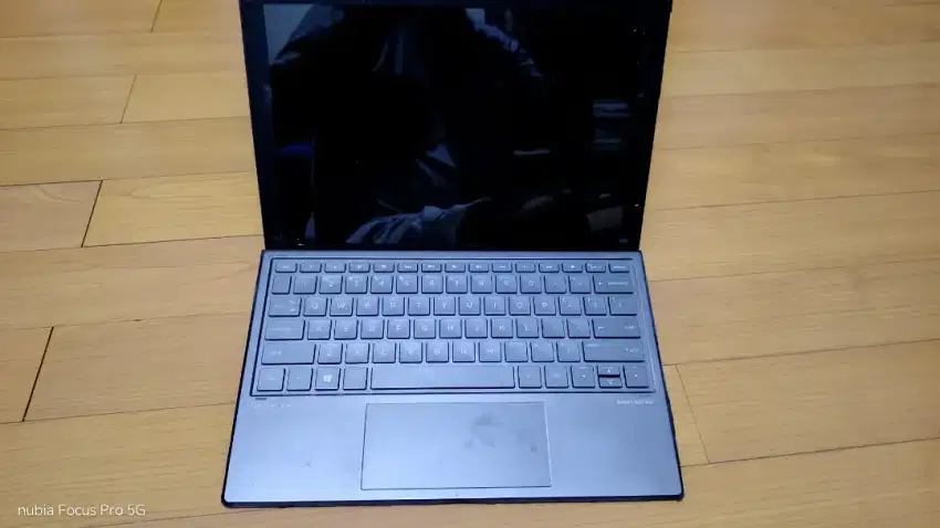 Hp spectre x2 2 in 1 core i7 ada minus