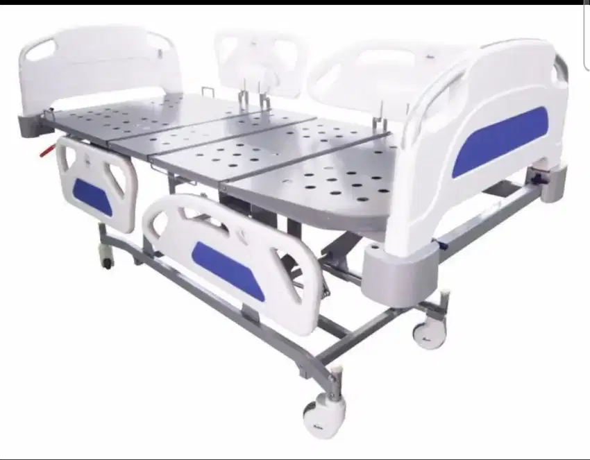 Ranjang Pasien Elektrik Hospital Bed merk ACARE  HCB-8332/A