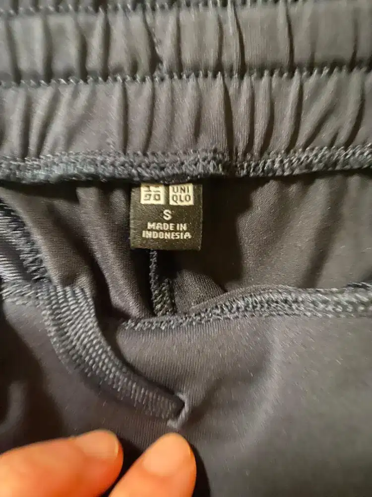 Uniqlo pant size S biru navy