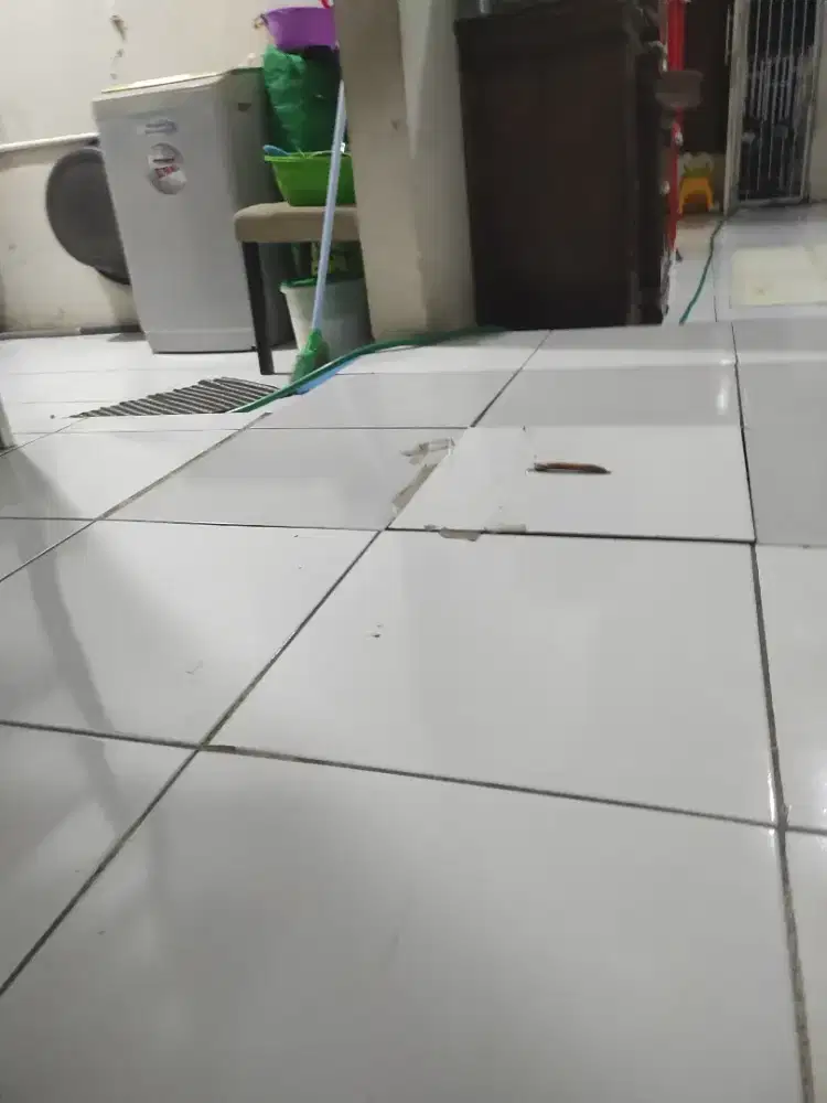 Dicari ART Momong 2 Anak Menginap