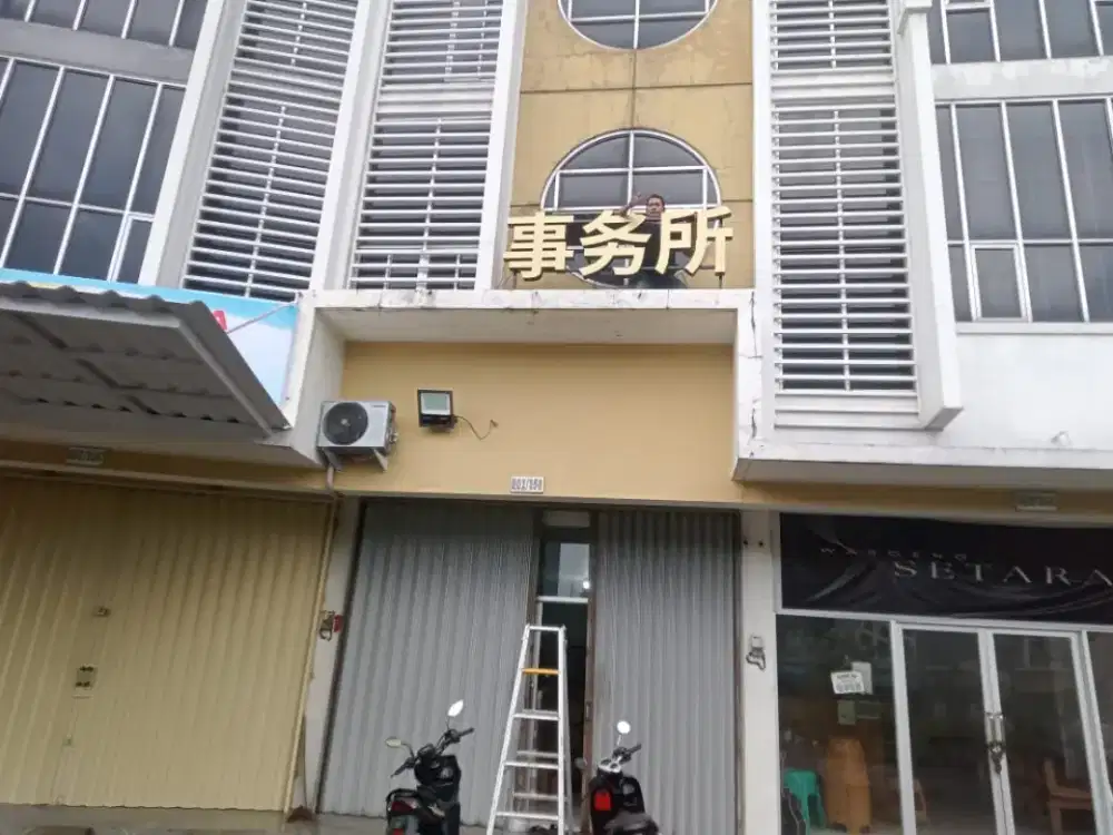 Admin sales Dan marketing