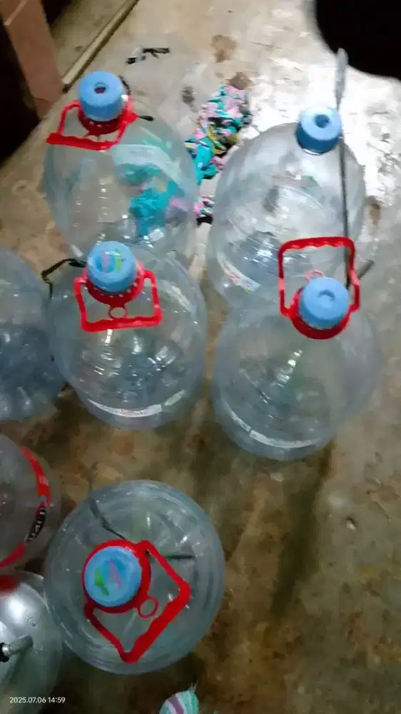 botol kosong galon 15 liter