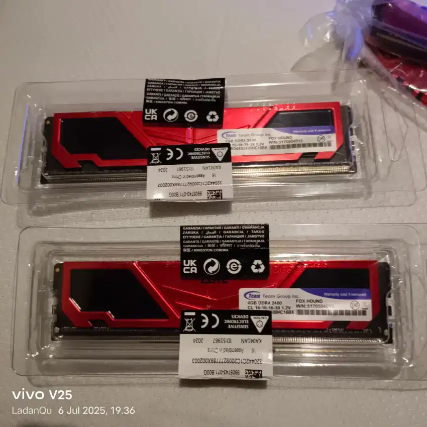 MEMORY RAM DDR4 2X4GB