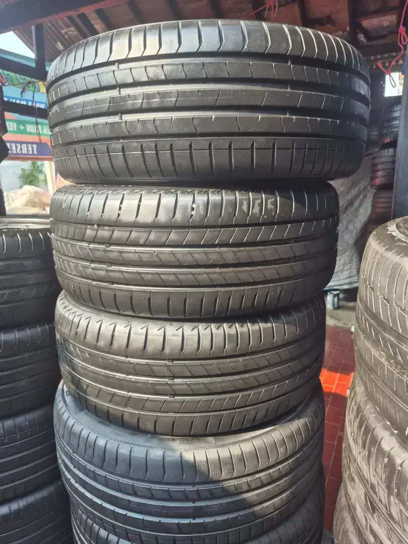 Ban copotan Mercy Pirreli pzero RFT 225/40R19 95% 2023..4pcs