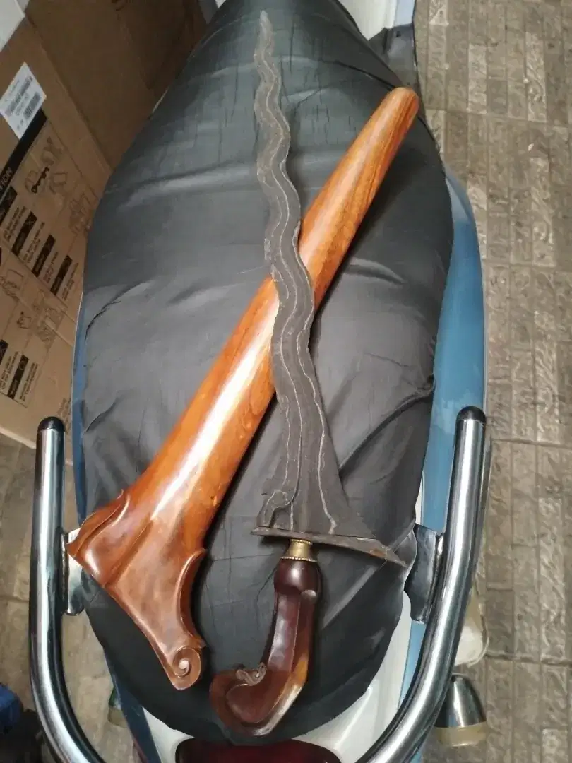 Keris dapur cantar Luk 13
