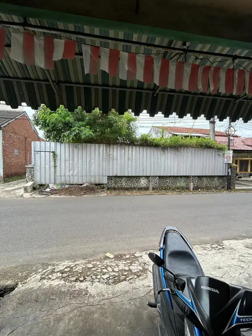 Tanah lokasi strategis