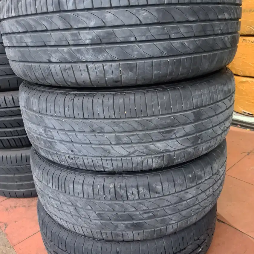 Ban 205 65 r16 gt radial champiro luxe innova