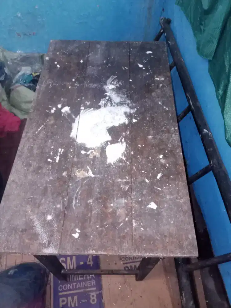 Meja kayu jati buat jualan