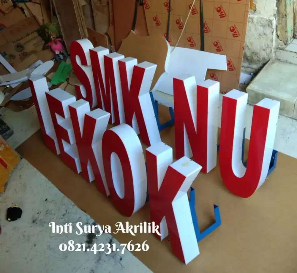 Letter Timbul Akrilik