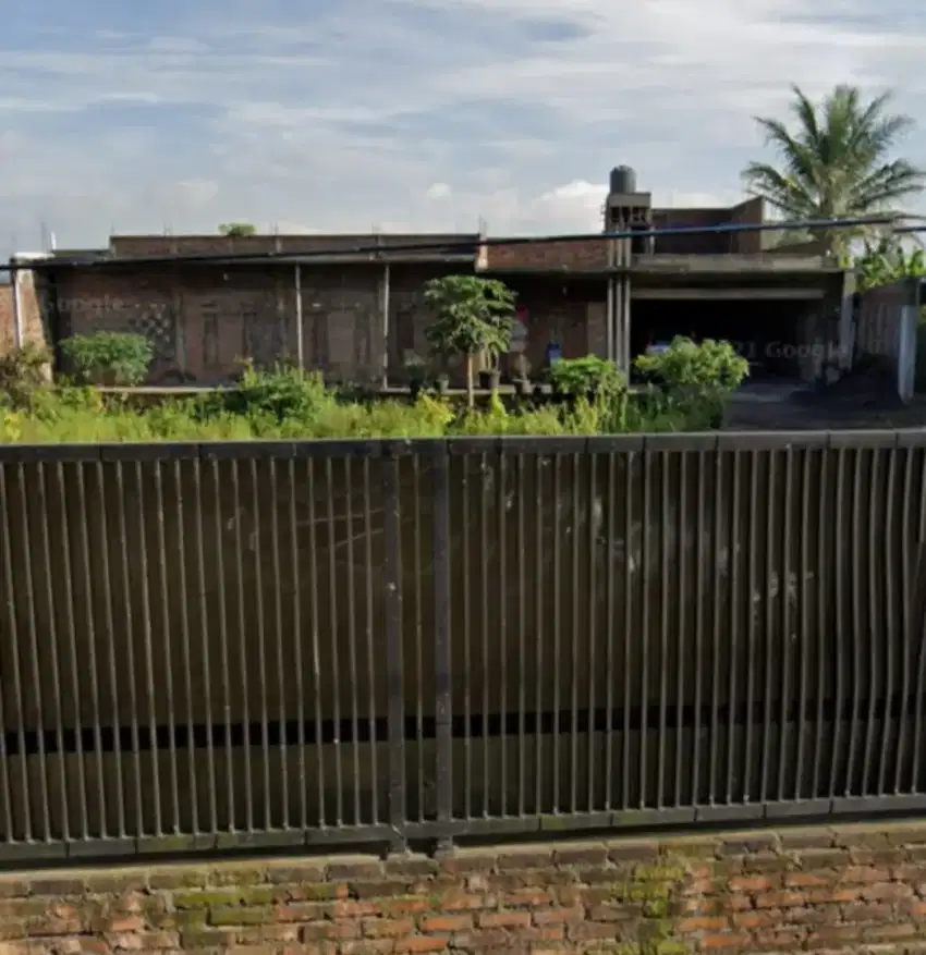 Dijual Tanah & Bangunan Strategis Pinggir Jalan di Garut
