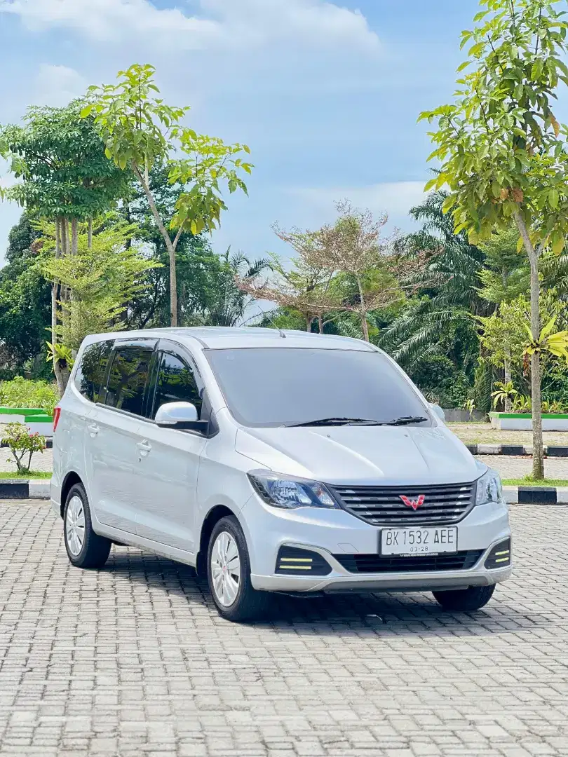 (DP25JT) WULING NEW CONFERO 1.5 DB M/T 2023/ 2022