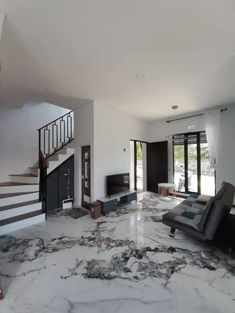 Sisa 2 Unit Villa Mewah Harga Murah Alun2 Batu