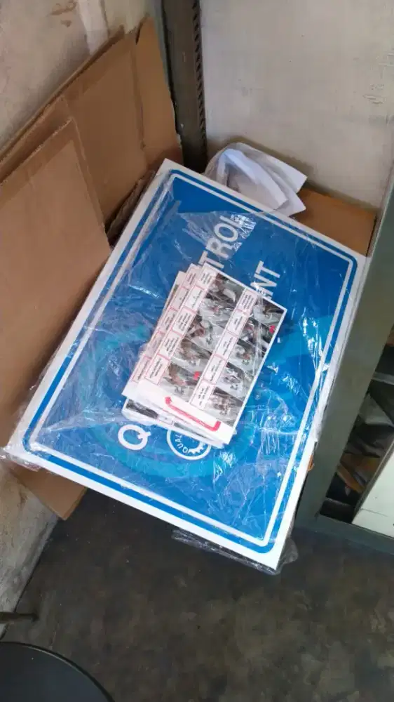 FRAME AKRILIK UNTUK NAMA RUANGAN