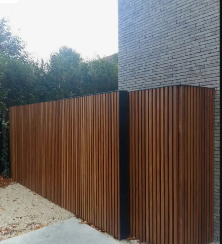 Pintu pagar model kayu bahan wpc