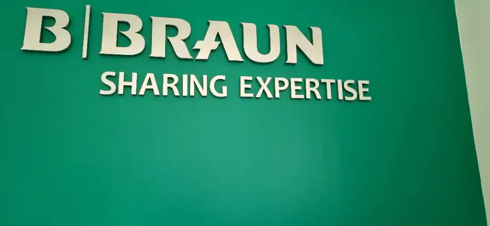 Huruf timbul akrilik led non led